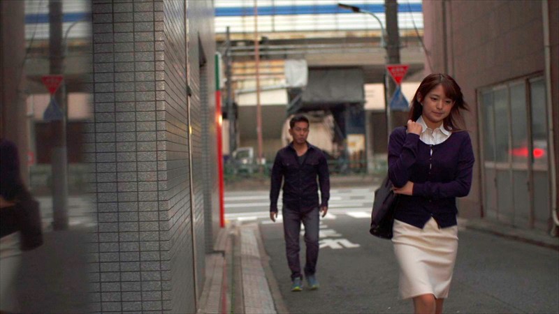 ＜盗撮＞ 監視カメラに映った凄エロ痴女OL 渚みつき 『FANZA』