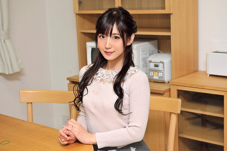 ＜盗撮＞ ウ○ッシュ○ット取り付け工事中に洗浄ノズルにこっそり媚薬を仕...