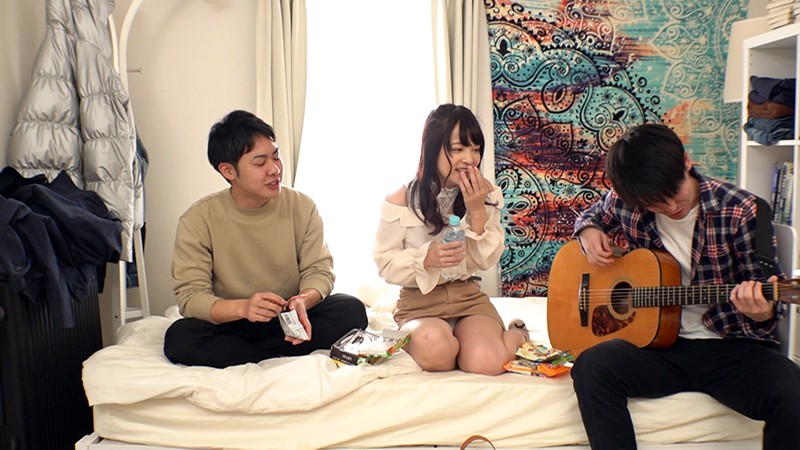 ＜盗撮＞ デカチン男たちが隠し撮りした、あべみかこナンパ連れ込み映像。...