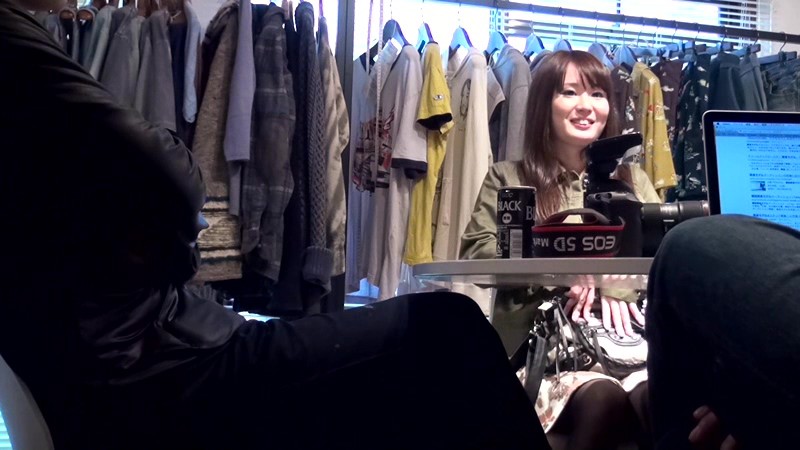 ＜盗撮＞ ありったけの警戒心で拒否りつづける女とSEXするまでの一部始...