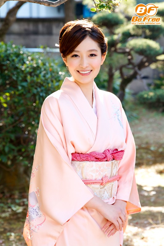 ＜盗撮＞ 旅先で出会った美人女将 柏木美玲 『FANZA』