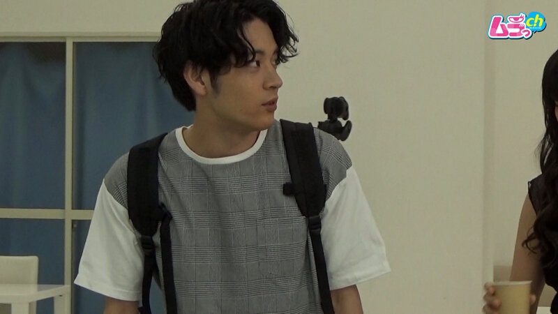 ＜盗撮＞ やっぱり過激なAV男優面接 1沖田ようクン～AV男優の面接は...