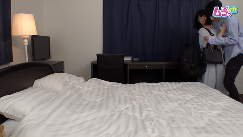 ＜盗撮＞ ホテル盗撮 泥●しサークルの女先輩にホテルで介抱され、寝てる...