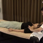 ＜盗撮＞ ボイン美女ばかり通う肩こり解消整体のワイセツ映像～巨乳を揉みしだいたあげくオマ●コの奥まで刺激していた 『FANZA』