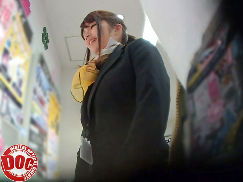 ＜盗撮＞ 黙ってAV出しちゃいました！ 01 『FANZA』