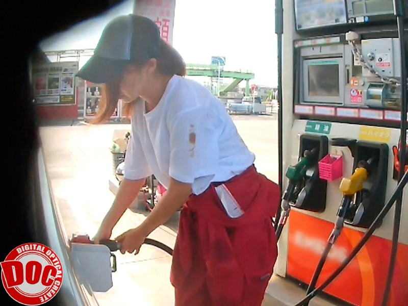 ＜盗撮＞ 黙ってAV出しちゃいました！ 02 『FANZA』