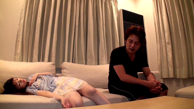 ＜盗撮＞ 泥●して帰って来た姉を●す弟の投稿映像 家庭内盗撮映像 SC...