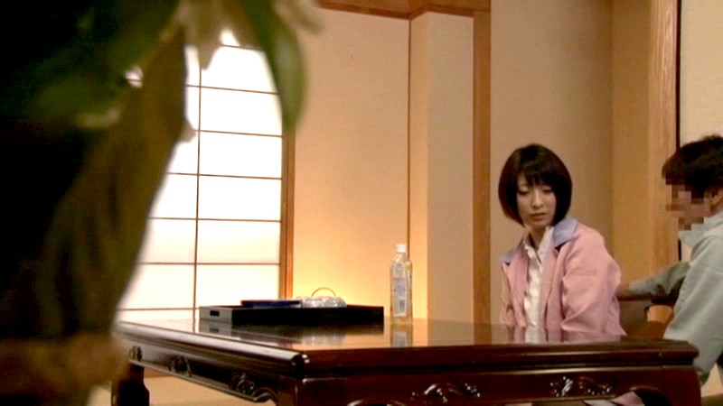 ＜盗撮＞ I原店長のパートさん入れ喰い日誌 4 『FANZA』