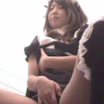 ＜盗撮＞ 都内某所メイド喫茶のトイレ映像流出4時間20人 『FANZA』