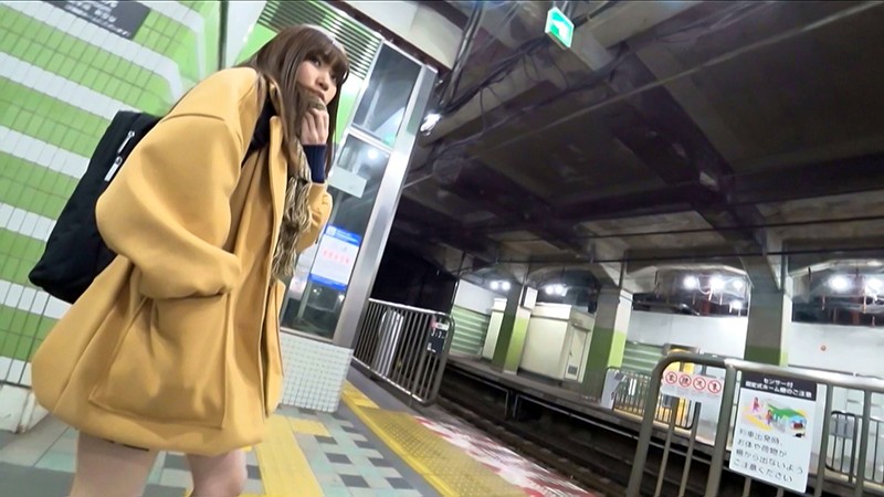 ＜盗撮＞ ターゲットドキュメント！J○ストーキング睡●中チ○ポぶち込み...