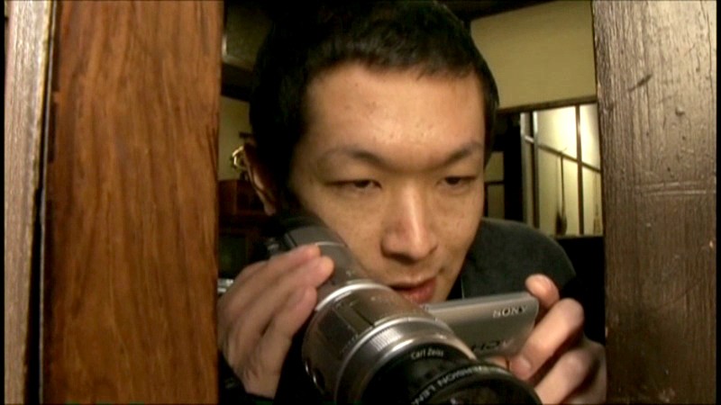 ＜盗撮＞ 近親相姦中出し親子 息子に視姦され欲情する母 桜井綾乃 『F...