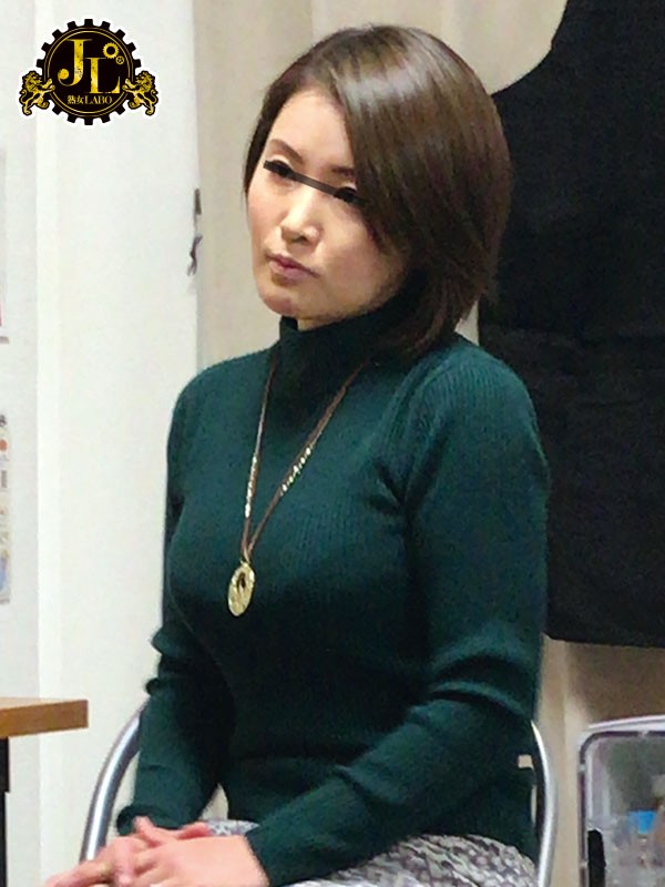 ＜盗撮＞ 「万引き主婦は絶対ヤレる！」窃盗癖のある人妻は大概、性的欲求...