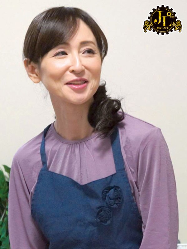 ＜盗撮＞ 巷で噂の「おばさんレンタル」サービス21 性格よし子な優しい...