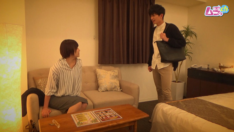 ＜盗撮＞ ホテル盗撮 掘り出しモノの若い童貞をマッチングアプリで漁り、...