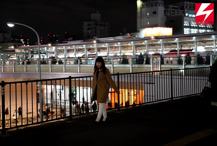 ＜盗撮＞ 母性本能が人一倍！！ 7日連続ナンパされて一度も断らなかった...