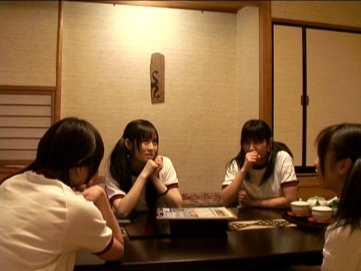 ＜盗撮＞ クラスメイトがこっそり隠し撮り！枕投げから入浴、さらには同級...