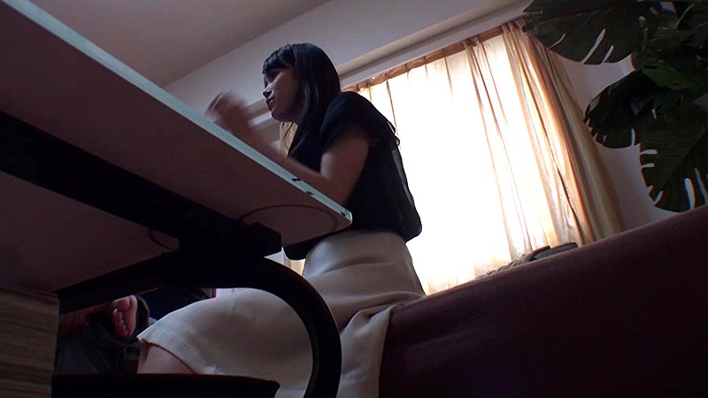 ＜盗撮＞ ダマで中出し ナンパ連れ込み素人妻 ガチで盗撮無断で発売 1...