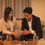 ＜盗撮＞ ホテル盗撮 年下リーマンにホイホイと持ち帰られ、本能剥き出しの交尾に旦那への不満も吹き飛び性欲覚醒するドスケベサレ妻 『FANZA』