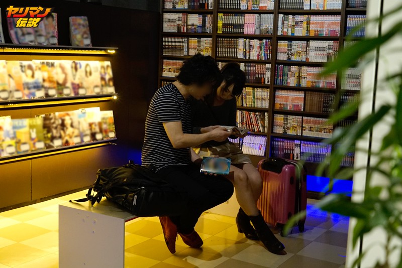 ＜盗撮＞ 凄いヤリマン見つけました！！～ネットカフェで寝泊まりする神待...