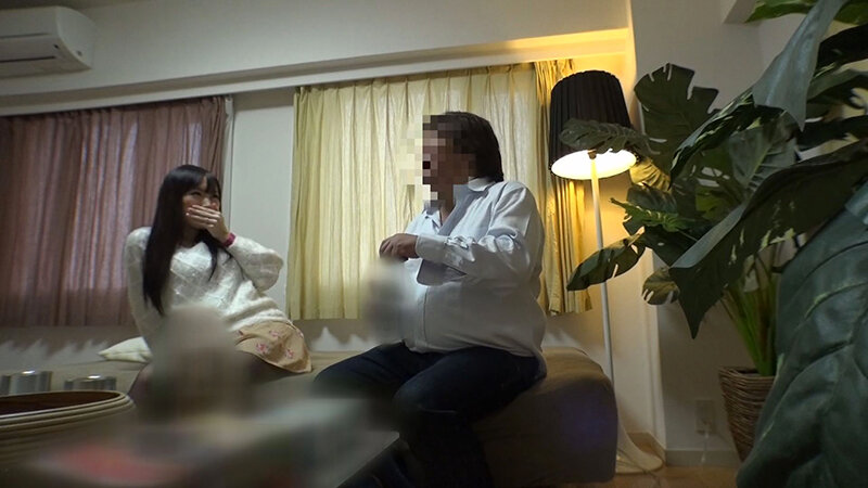 ＜盗撮＞ 大好きな騎乗位に夢中！清楚系の見た目を裏切るドスケベ妻 『F...