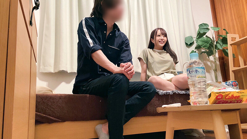 ＜盗撮＞ ナンパ連込み中出しSEX隠し撮り。そのまま勝手にAV発売され...