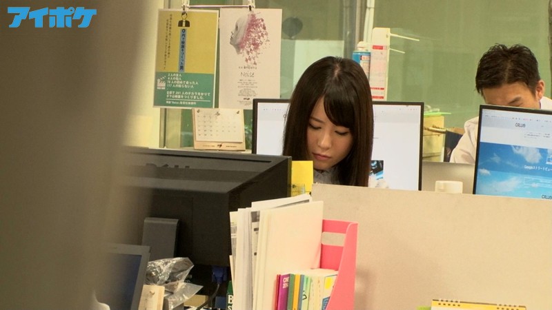 ＜盗撮＞ 上園ゆりかが隠れて転職してた！？ 転職先の社長からのハメ撮り...