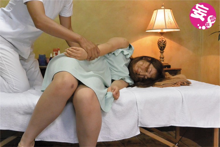 ＜盗撮＞ 素人盗撮買取映像 眠らされて犯●れる女たちの記録動画 36人...