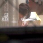 ＜盗撮＞ 熟女のいやらしい自宅オナニーを覗くヤバイ映像 『FANZA』