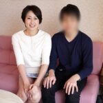 ＜盗撮＞ 「母親を興奮させてどうするの？」息子の勃起に欲情した母親が本気でねだる！！ 近親○姦生中出し3 『FANZA』