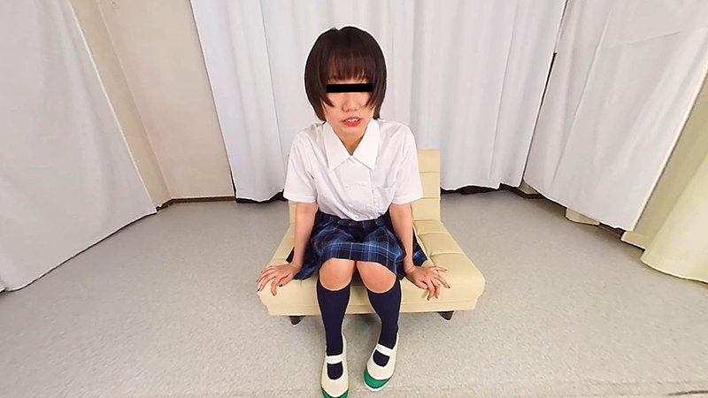 ＜盗撮＞ 【VR】かけこみギリギリアウト、スク水股ずらし放尿 1 『F...