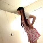 ＜盗撮＞ 共同トイレで女子トイレを故障中にしてたら男子便器で立ちション便しちゃった娘限定盗撮 2 『FANZA』