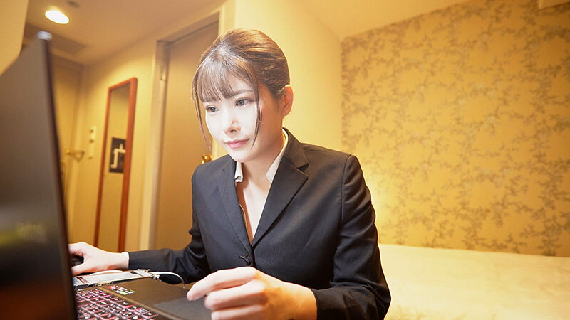 ＜盗撮＞ ビジネスホテル無防備オナニー 美人OL ＃7 堀北実来 『F...