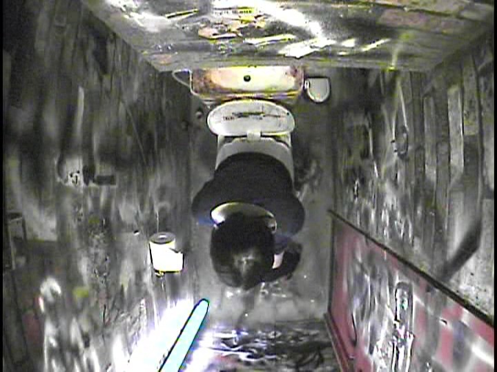 ＜盗撮＞ トイレ盗撮100人8時間 『FANZA』