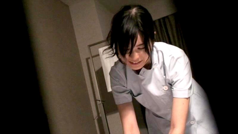 ＜盗撮＞ 実録盗撮！！出張マッサージ 6 拒んでいた美熟女に手を出した...