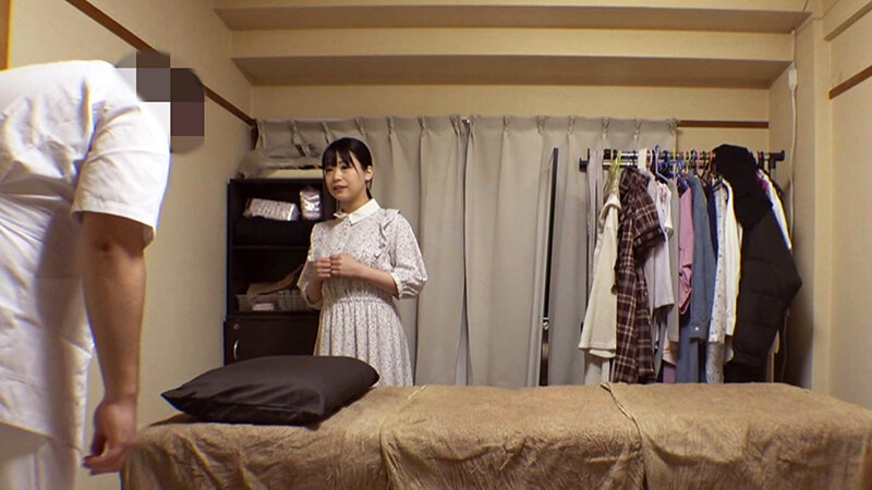 ＜盗撮＞ 媚薬オイルマッサージ 痴●盗撮＆中出し素人娘VOL.58 超...