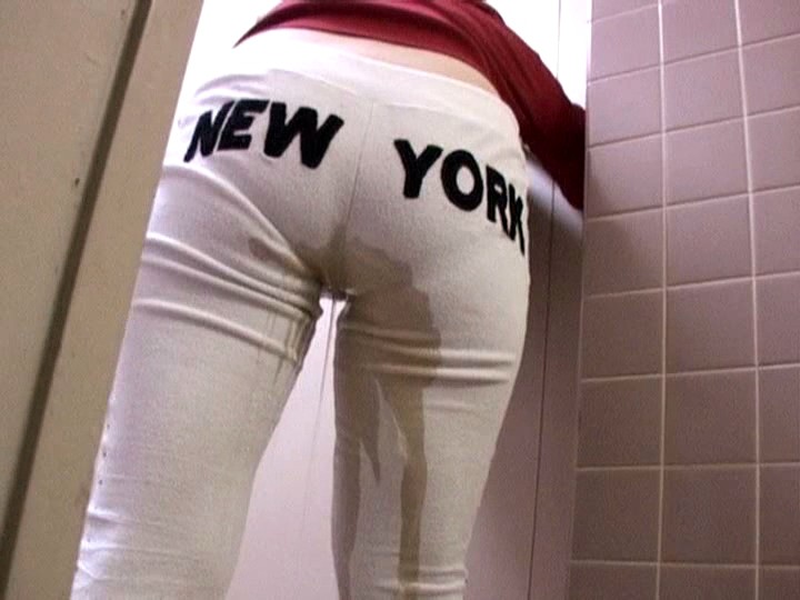 ＜盗撮＞ パンツお漏らし立ちション 総集編 『FANZA』