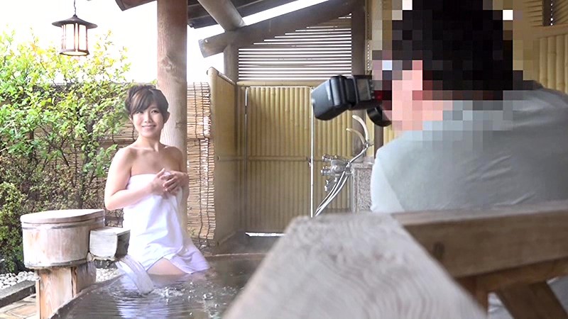 ＜盗撮＞ 温泉レポートだけのはずが… 素人妻ほろ酔い温泉ダマし撮り！ ...