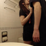 ＜盗撮＞ 試合の後はマ●コが熱い！コーチとシャワー室で零距離密着セックス 『FANZA』