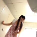 ＜盗撮＞ 共同トイレで女子トイレを故障中にしてたら男子便器で立ちション便しちゃった娘限定盗撮 総集編 『FANZA』