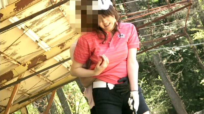 ＜盗撮＞ ゴルフコースはヤレる場所 『FANZA』