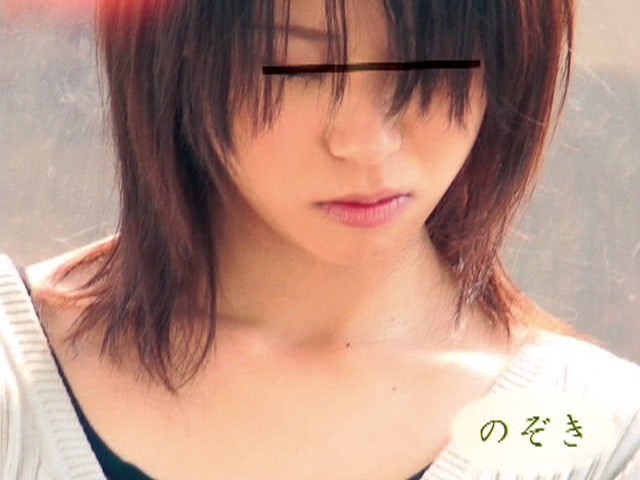 ＜盗撮＞ 100分の1の確率でGET！しゃがみパンチラ盗撮 DX 60...