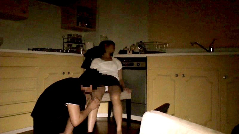 ＜盗撮＞ 泥●した姉を欲望のままに性処理道具にする愚弟 『FANZA』