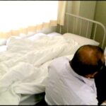 ＜盗撮＞ 保健室で風邪薬をもらいに来た生徒に睡眠薬を●ませて好き勝手に身体を弄んだ保健教師の実態盗撮 2 『FANZA』