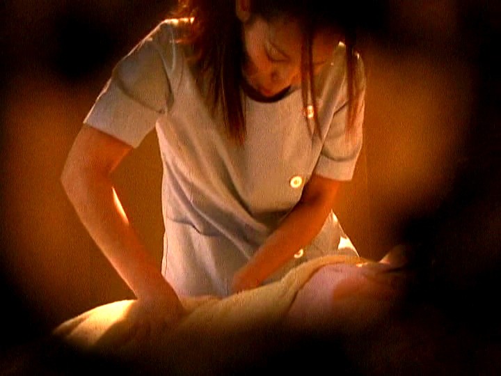 ＜盗撮＞ 意外とヤレる！！マッサージ師のオバサン 9 『FANZA』