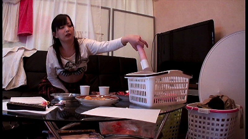 ＜盗撮＞ 魅惑のAV撮影現場 待機中の暇なスタッフが行っていたスケベな...