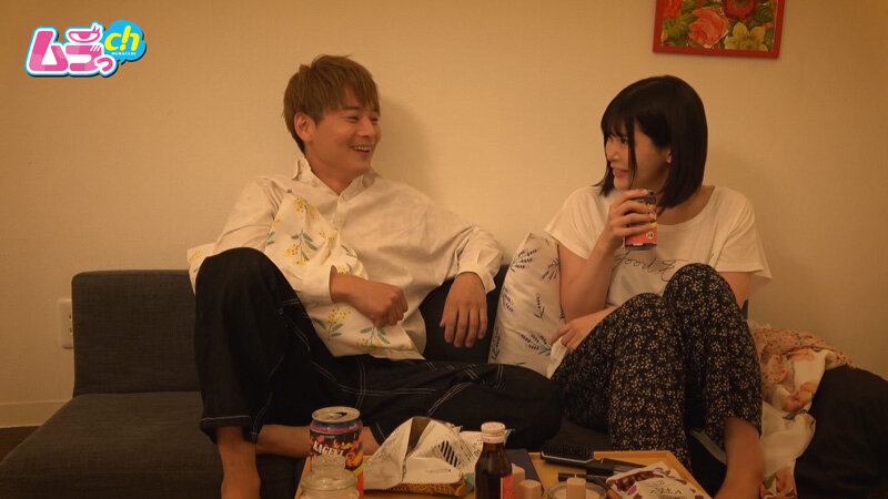 ＜盗撮＞ ニンゲン観察 女性向け風俗で働き始めた男友達の練習台になり、...