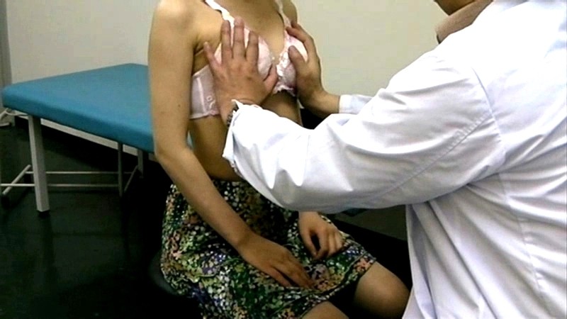 ＜盗撮＞ 乳腺科盗撮 猥褻医師のパイオツ揉みしだき診療2 『FANZA...