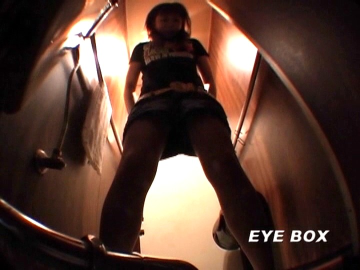 ＜盗撮＞ 盗撮 新★和式便所 Vol.4 『FANZA』