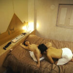 ＜盗撮＞ 浮気返しの不倫妻 旦那に浮気されたので徹底抗戦！ 『FANZA』