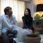 ＜盗撮＞ 不倫セックスで絶頂！「旦那とはこんなにしない…」と目も虚ろ。 『FANZA』